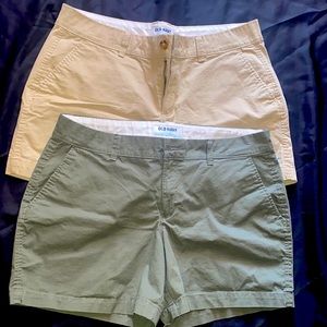 Bundle of Old Navy Khaki Shorts 🩳